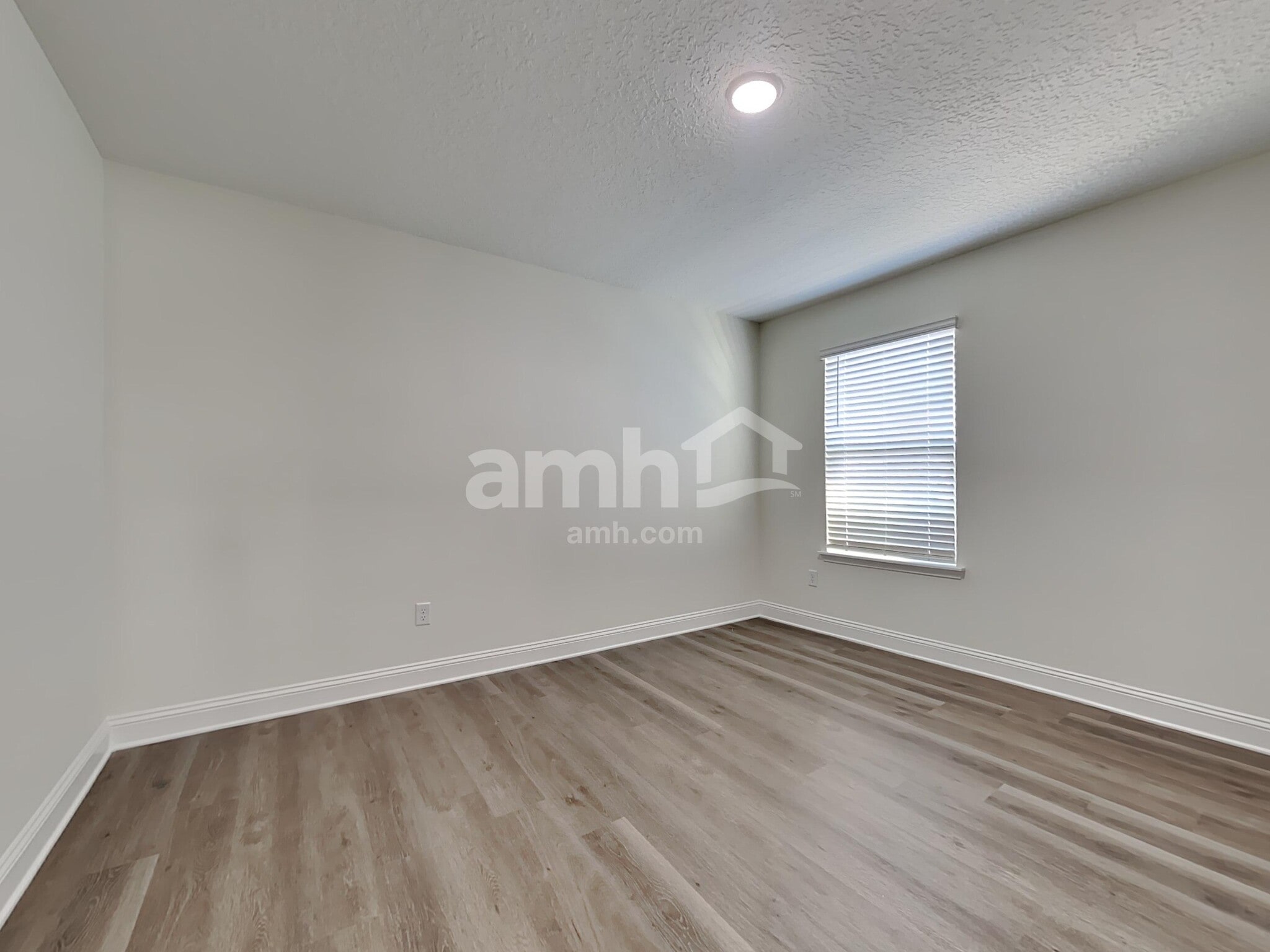 Building Photo - 11590 Bay Hl Cir