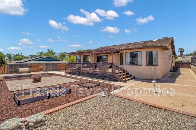 Building Photo - 749 Flagstone Ct