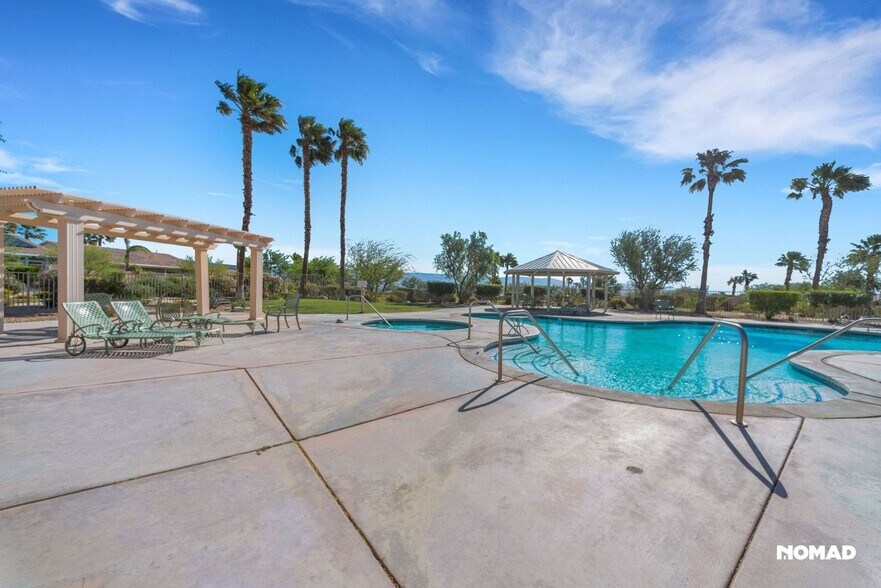 Building Photo - 3853 Mira Arena