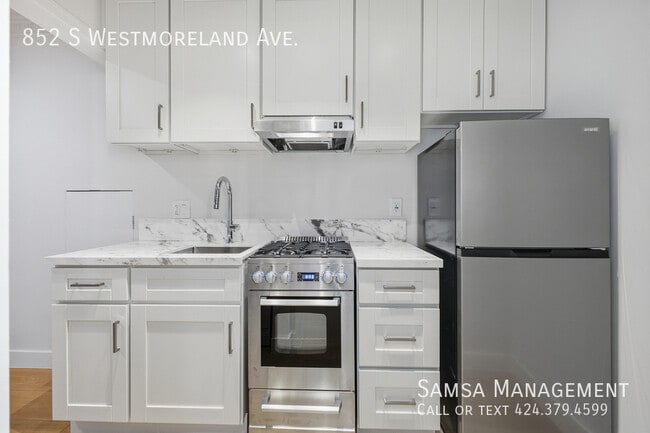 Building Photo - 852 Westmoreland Ave
