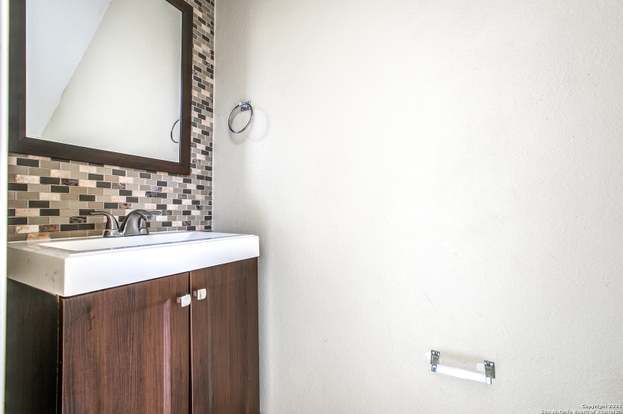 Building Photo - 5519 Red Canyon