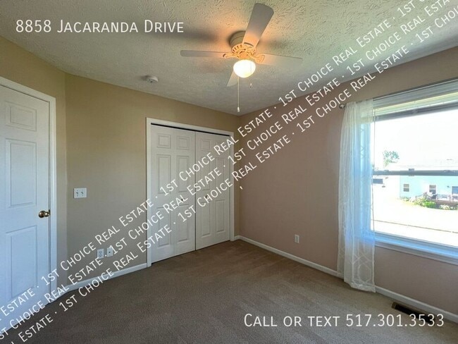 Building Photo - 8858 Jacaranda Dr