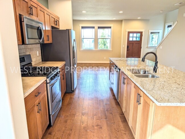 Building Photo - 14916 NW Delia St