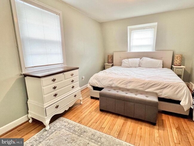 Building Photo - 503 Dorchester Ave