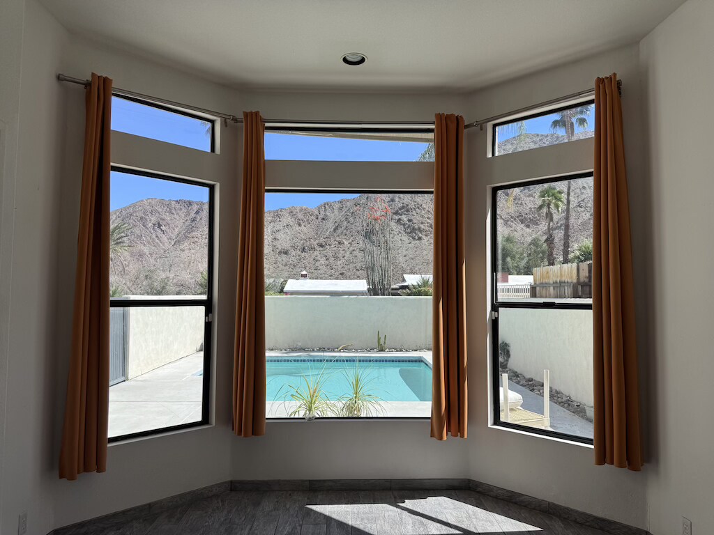 Building Photo - 54595 Avenida Velasco