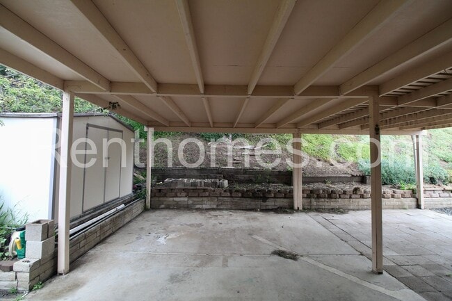 Building Photo - 13828 Otis Pl