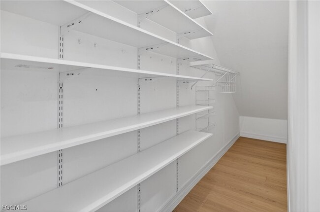 Building Photo - 5541 Harborage Dr