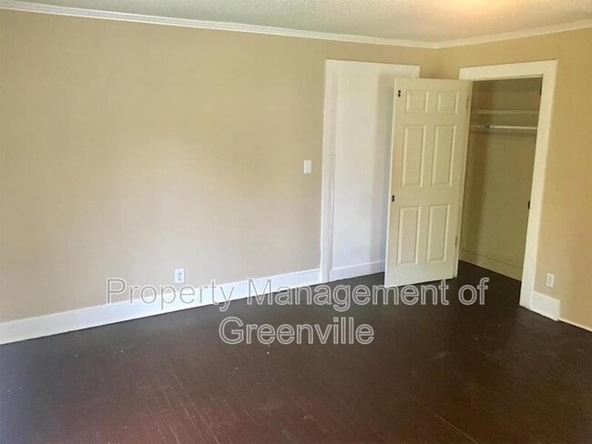 Building Photo - 420 West Ave