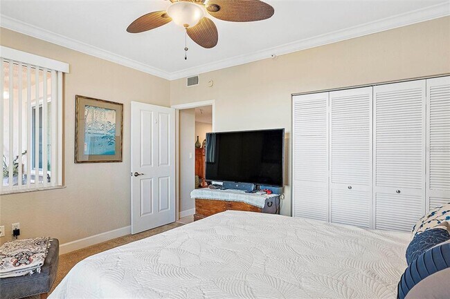 Building Photo - 4830 Osprey Dr S