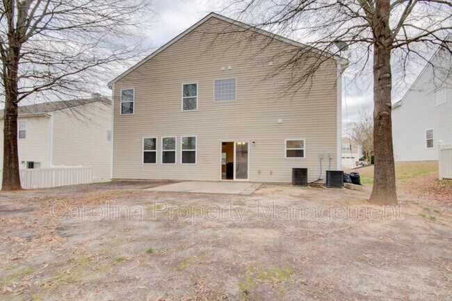 Building Photo - 421 Garden Grove Rd