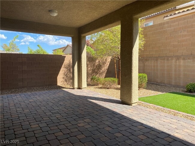 Building Photo - 1551 Mistywood Ct