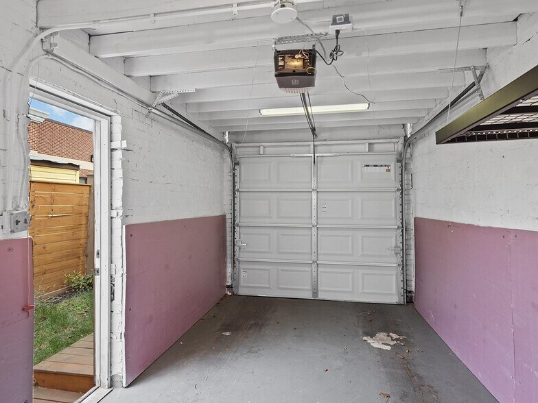 Building Photo - Brightwood Park townhouse near Fort Totten...