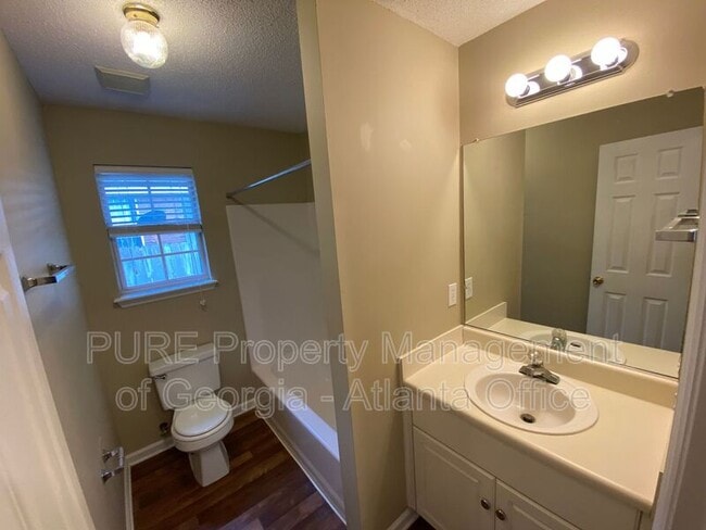 Building Photo - 357 Washington St