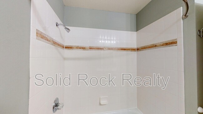 Building Photo - 535 Silver Spring Cir