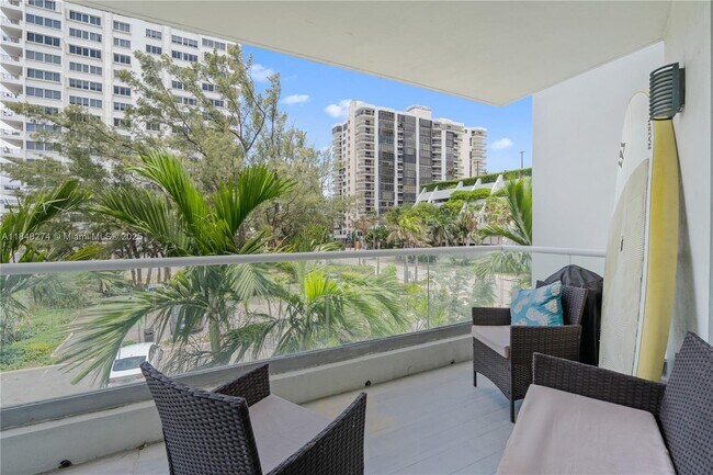 Building Photo - 6362 Collins Ave