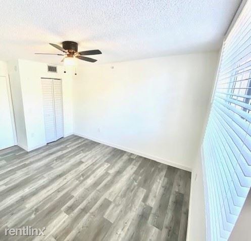 Building Photo - 2 br, 2 bath Condo - 2173 Renaissance Blvd...