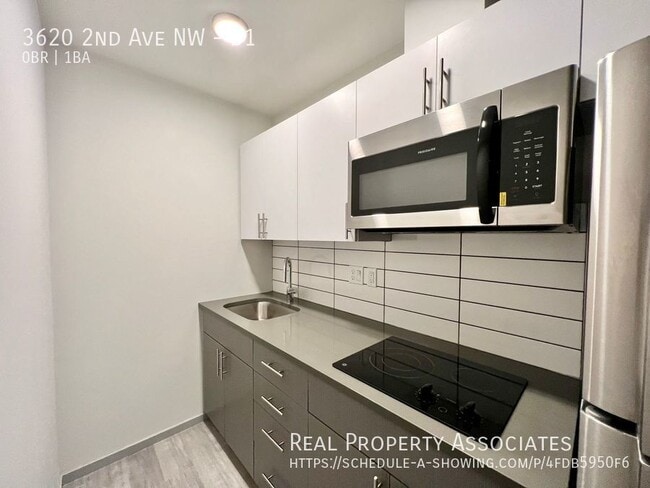 Building Photo - 3620 2nd Ave NW