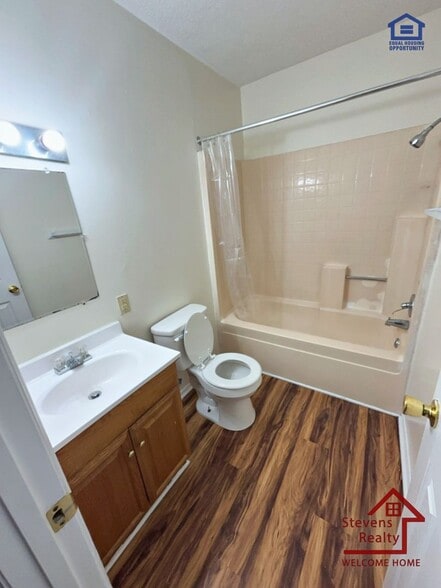 Building Photo - 146 Dogwood Pointe Dr