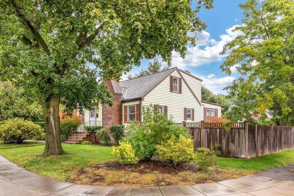 Building Photo - 56 Pilgrim Rd