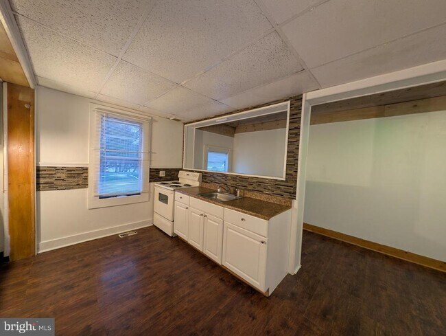 Building Photo - 25 Washington Ave