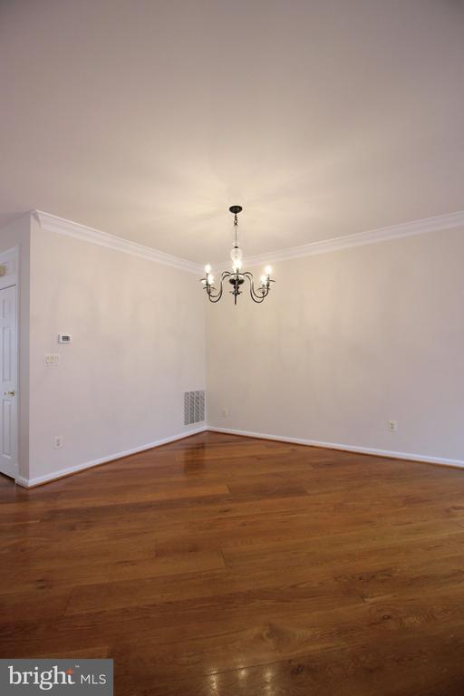Building Photo - 46140 Cecil Terrace