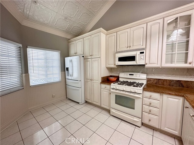 Building Photo - 7562 Seaspring Dr