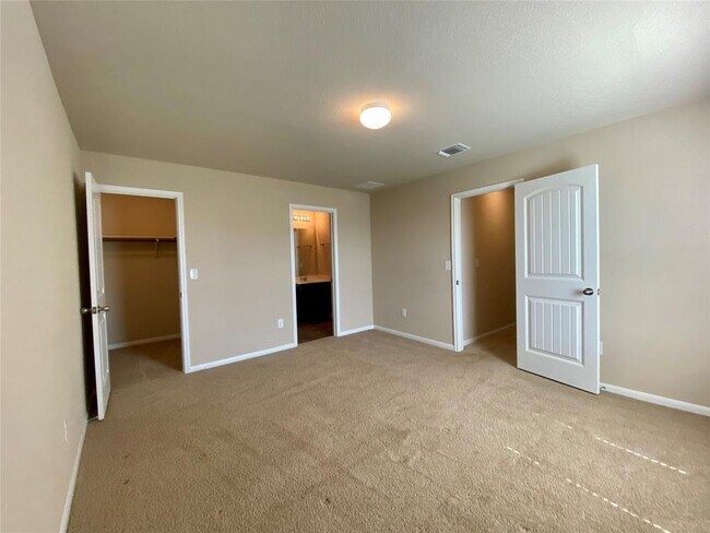 Building Photo - 3012 Tilmon Ln.