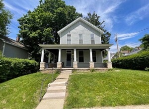 Building Photo - Bright 1-Bedroom Apartment Near Purdue on Bus Route