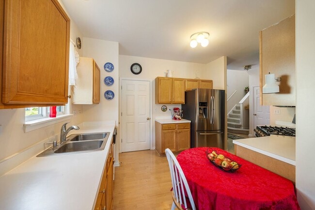 Building Photo - 32504 Millstone Cir