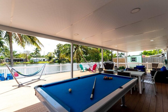 Building Photo - 4154 SW 49th St