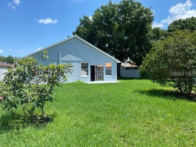 Building Photo - 11855 Cranbourne Dr