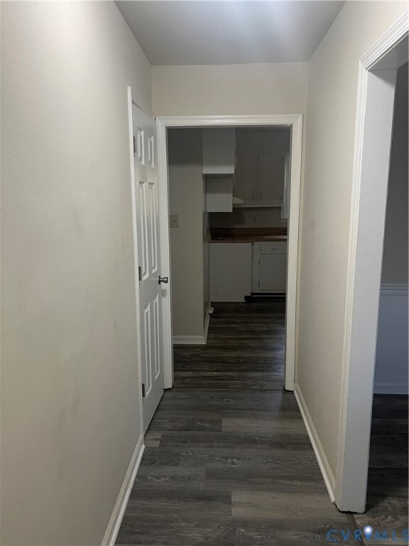 Building Photo - 3301 Fisher Ave