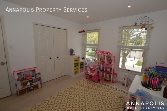 Building Photo - 312 Pytchley Run