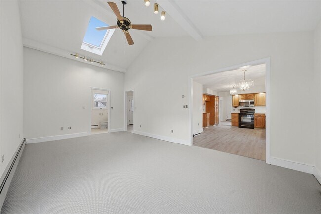 Building Photo - 99 Garfield Ave