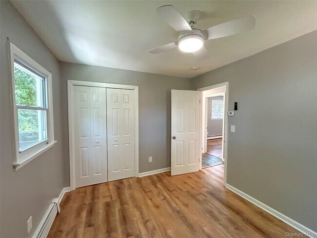 Building Photo - 306 3rd Rd