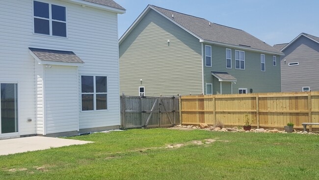 Building Photo - 302 Catamaran Rd