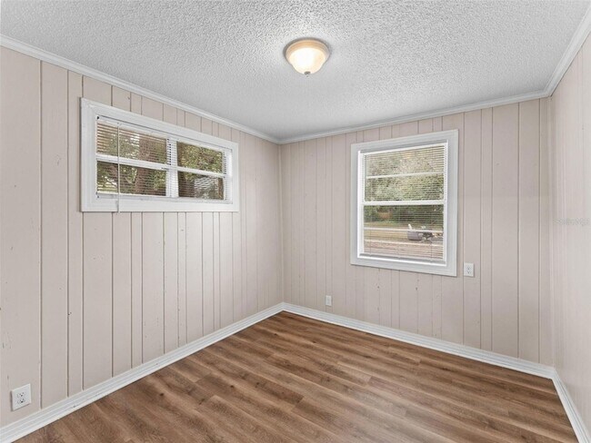 Building Photo - 1602 E New Orleans Ave