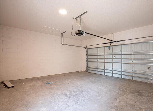 Building Photo - 15817 Tollington Alley