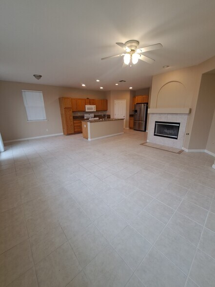 Building Photo - 5300 Janero Way