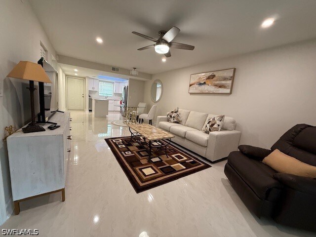 Building Photo - 28280 Pine Haven Way