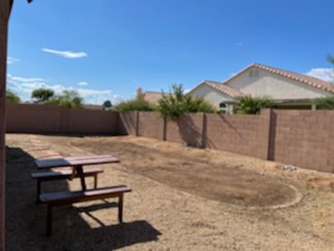 Building Photo - Very Spacious House- Near Cardinal Stadium
