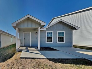 Building Photo - 7307 Cultivator Way