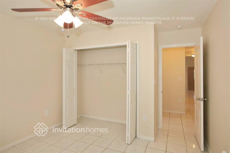 Building Photo - 504 SW 177th Ave