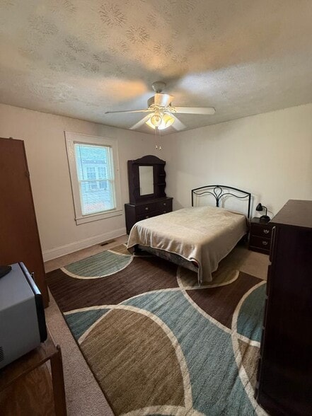 Building Photo - 2340 Newnan St