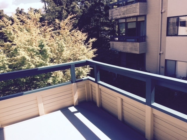 Building Photo - Beautiful Richmond Beach Condo