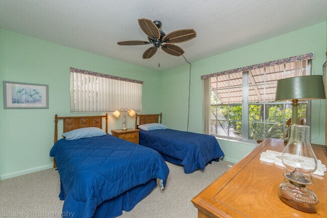 Building Photo - 331 Tequesta Dr