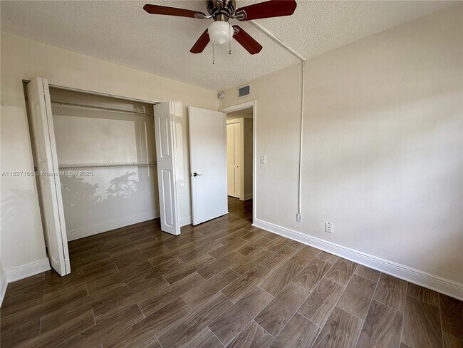 Building Photo - 11130 Royal Palm Blvd
