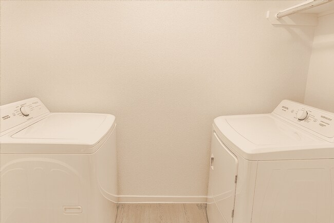 Building Photo - 10434 Cloud Nine Ct