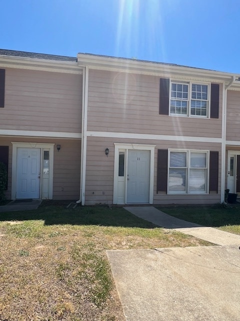 Building Photo - 323 E Blackstock Rd