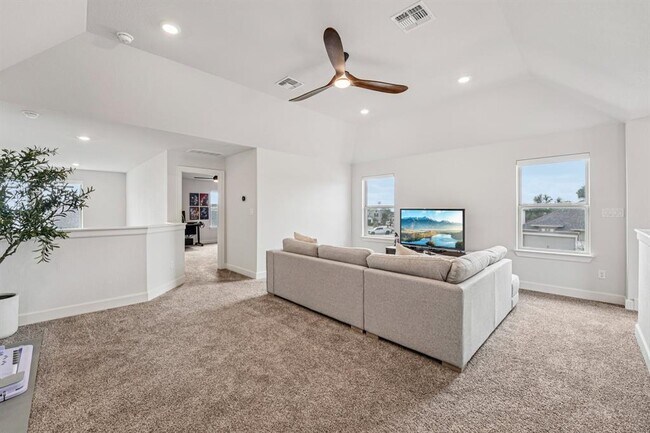 Building Photo - 535 Trout River Rd